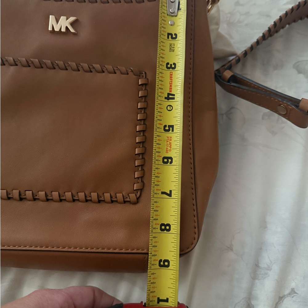 Michael Kors Tan Leather Shoulder Bag with Braided Detailing - Picture 5 of 7